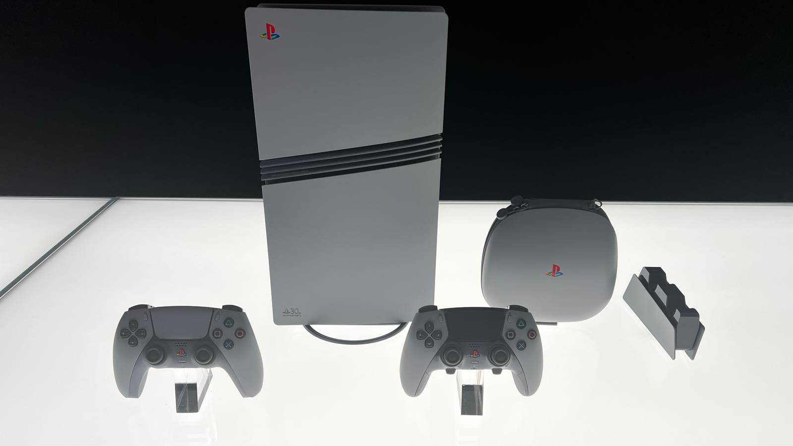 Sony 日本 PS5 Pro 購買實施抽籤制,需滿足特定條件