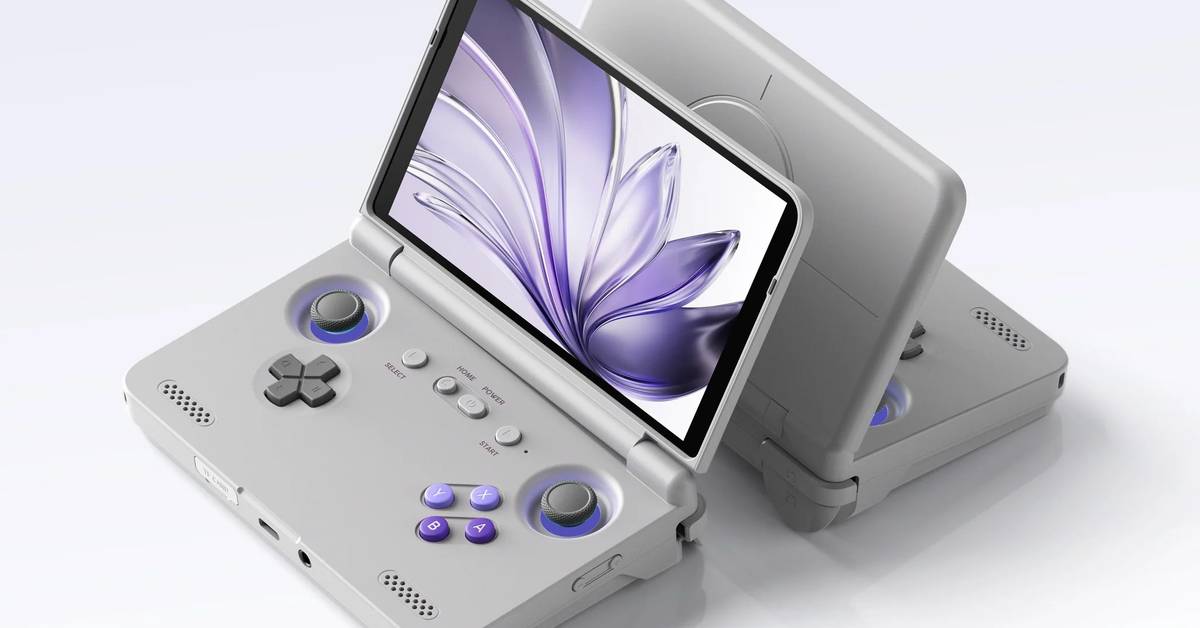 【ほぼ新品】Retroid Pocket Flip2 グレー 16bit カラー I've never had as versatile a gaming handheld as Retroid Flip 2