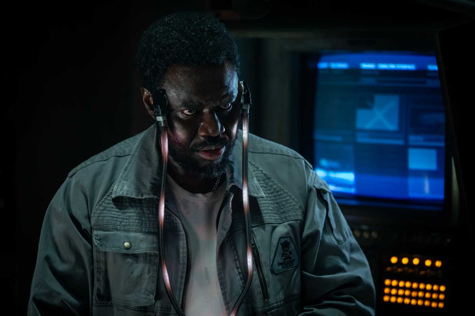 Morrow the cyborg uploads his memories to a computer in Alien: Earth