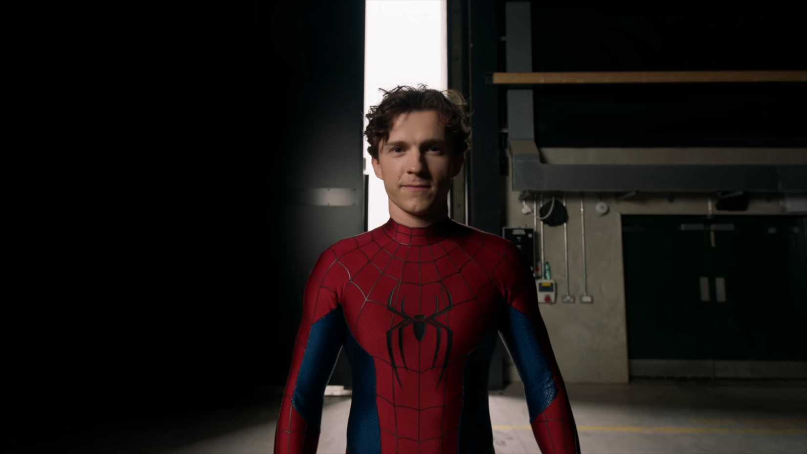 SPIDER-MAN BRAND NEW DAY - Tom Holland New Suit Reveal 