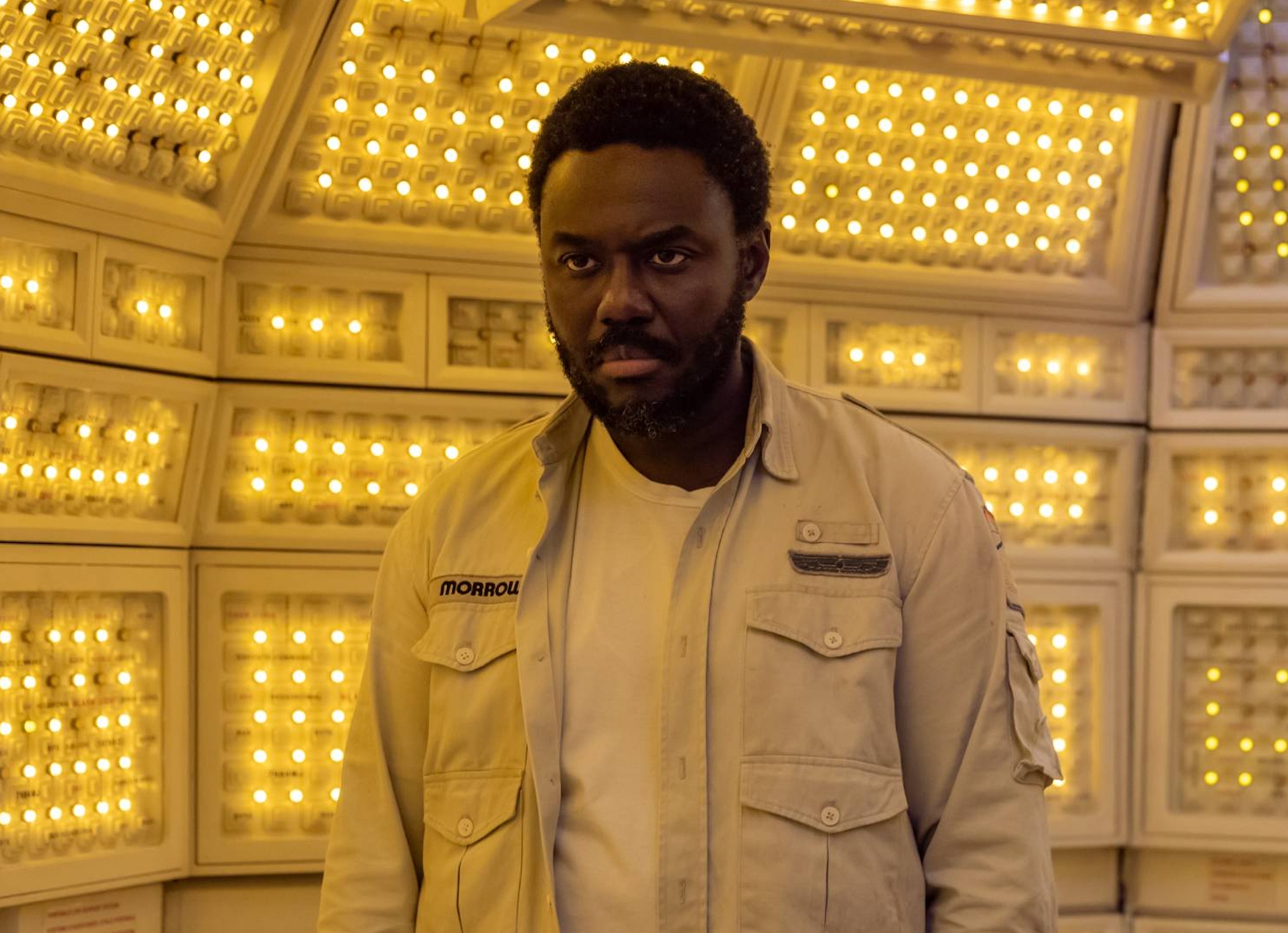 alien earth episode 5 screenshot featuring the character morrow in a spaceship control room resembling the one from the original alien movie
