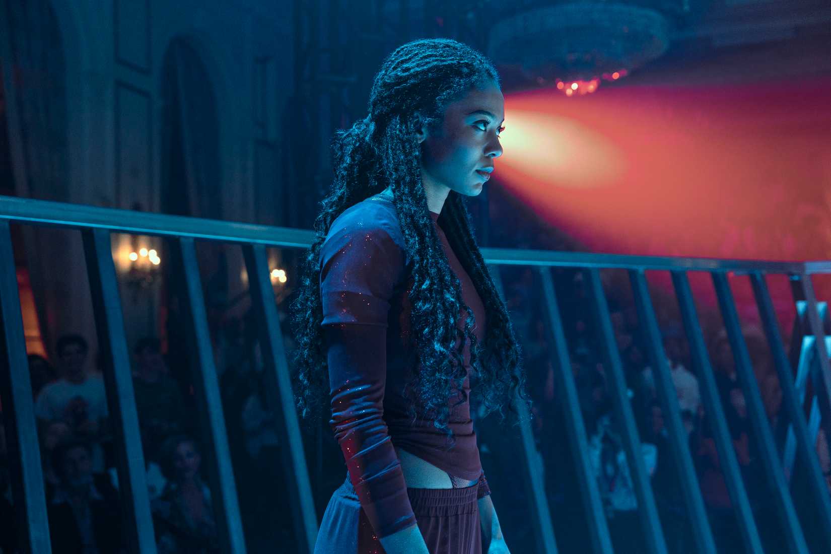 Marie Moreau (Jaz Sinclair) is preparing to fight in generation V