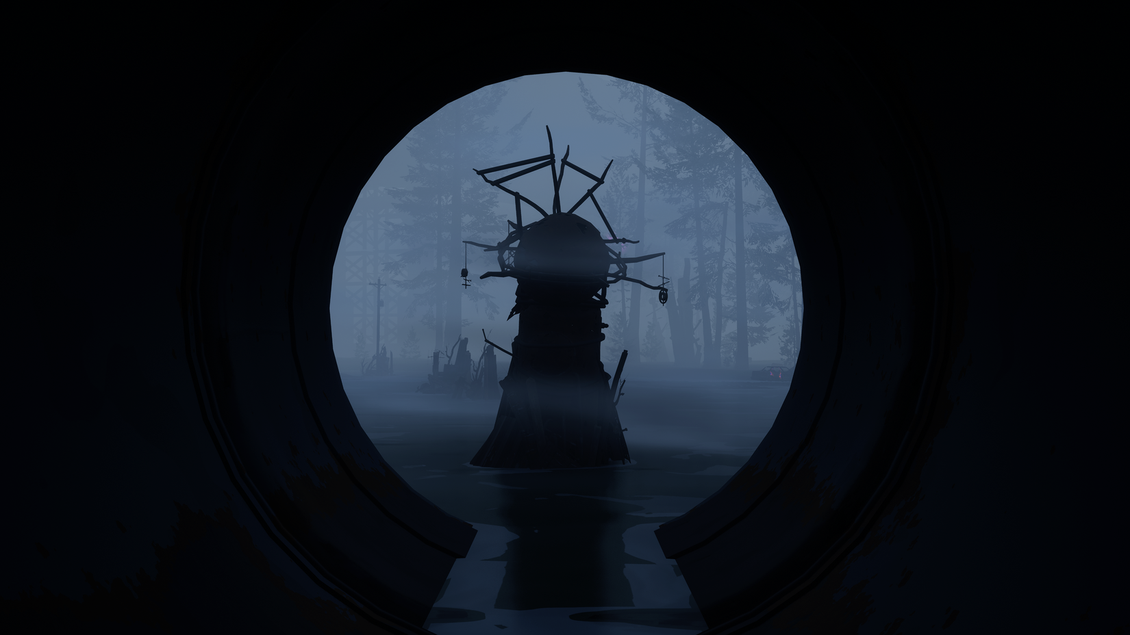 प्रशांत ड्राइव में एक सुरंग के अंत में सिल्हूट में देखा गया एक अजीब बुतपरस्त पुतला: वुड्स में फुसफुसाते हुए