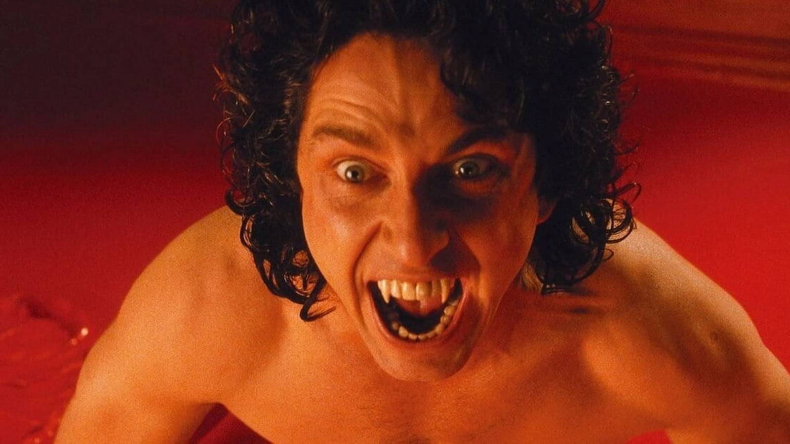 Gerard Butler as Dracula bares his fangs in a promotional image for Dracula 2000