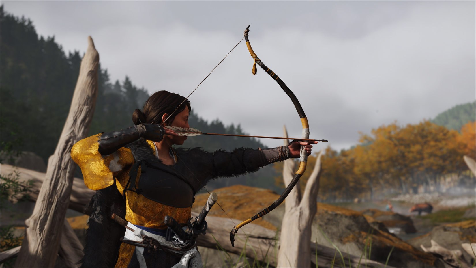 Atsu योती के भूत में अपना धनुष खींचता है।