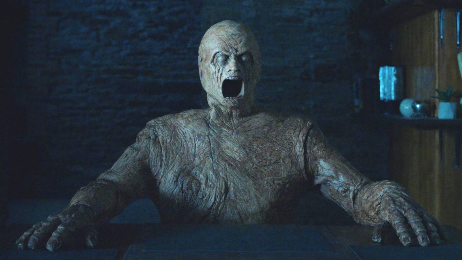 One of the decade’s scariest movies nails an 83-year-old horror tradition One of the decade’s scariest movies nails an 83-year-old horror tradition