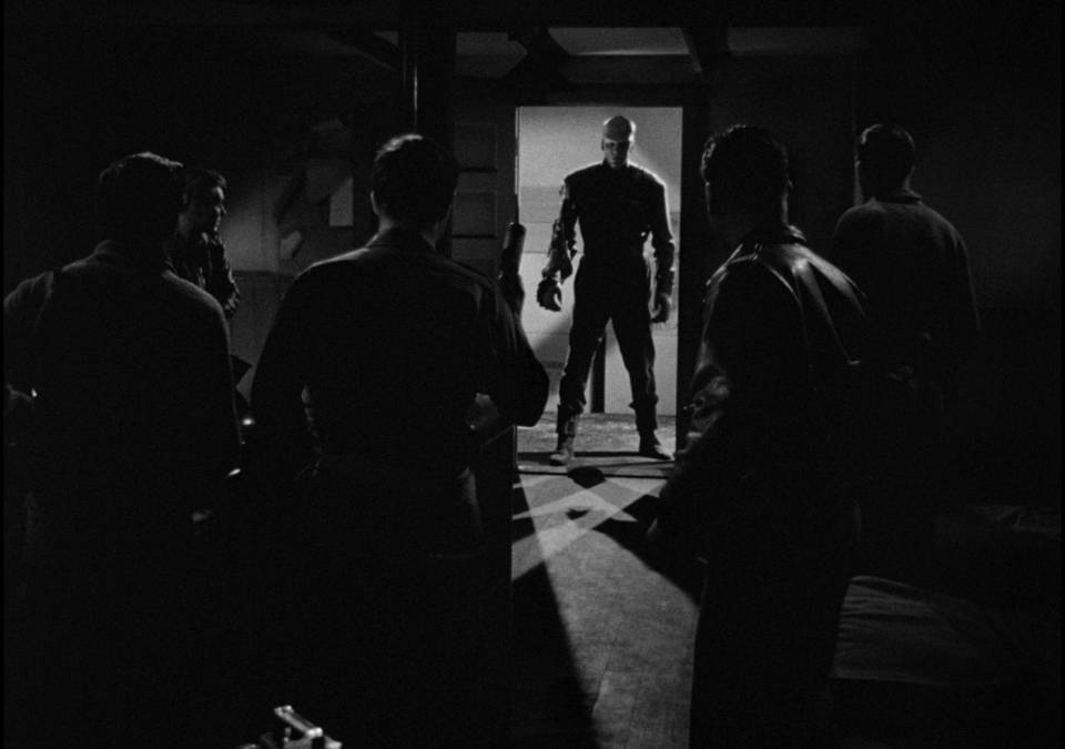 John Carpenter’s The Thing: Its 1950s Inspiration Unfolds Very Differently John Carpenter’s The Thing: Its 1950s Inspiration Unfolds Very Differently