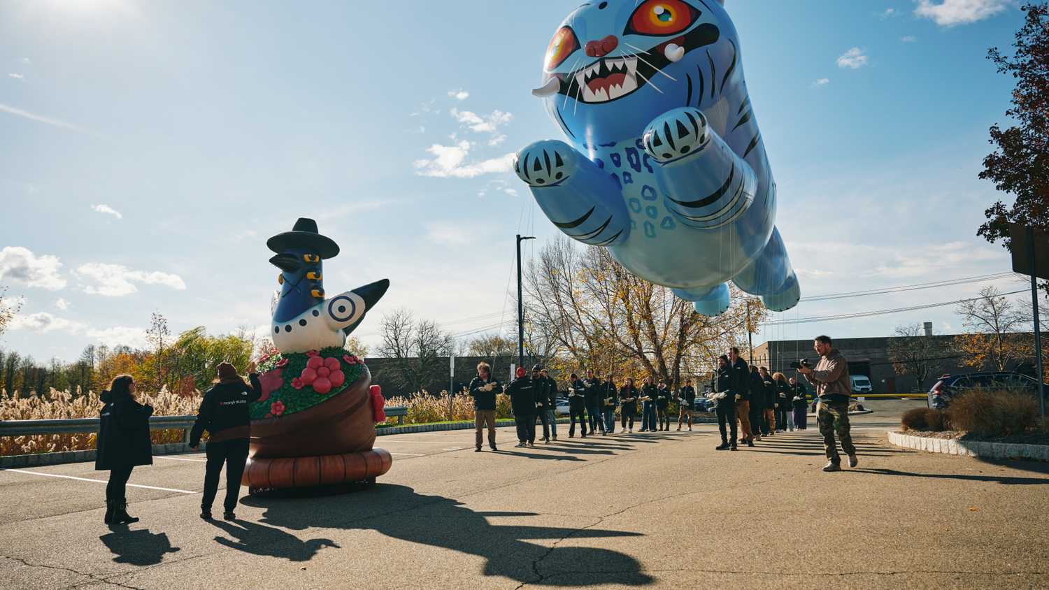 Derpy Tiger & Sussie Test Flight for the 2025 Macy's Thanksgiving Day Parade 03 (Photo Credit_ Macy's)_1