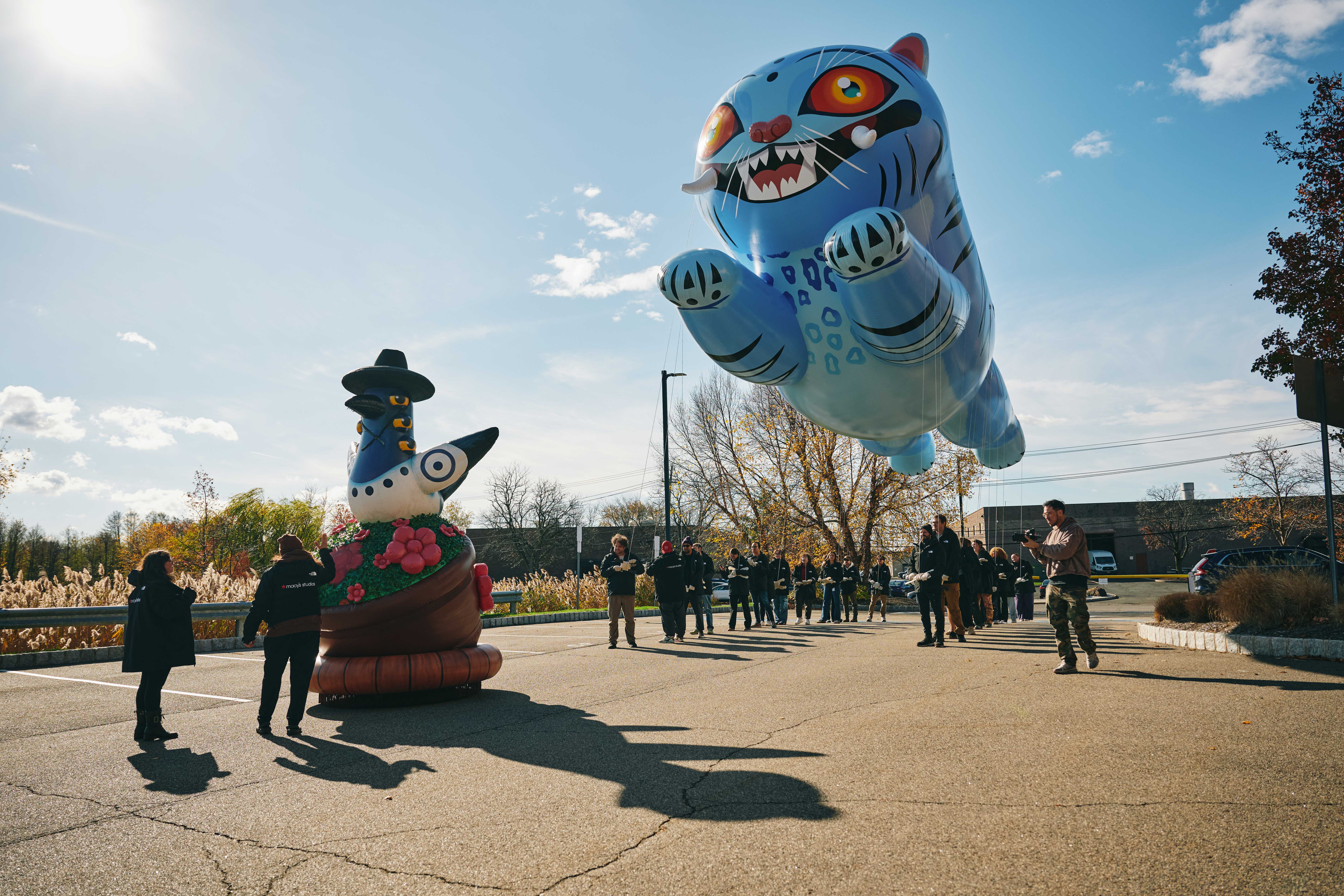 Derpy Tiger & Sussie Test Flight for the 2025 Macy's Thanksgiving Day Parade 03 (Photo Credit_ Macy's)_1