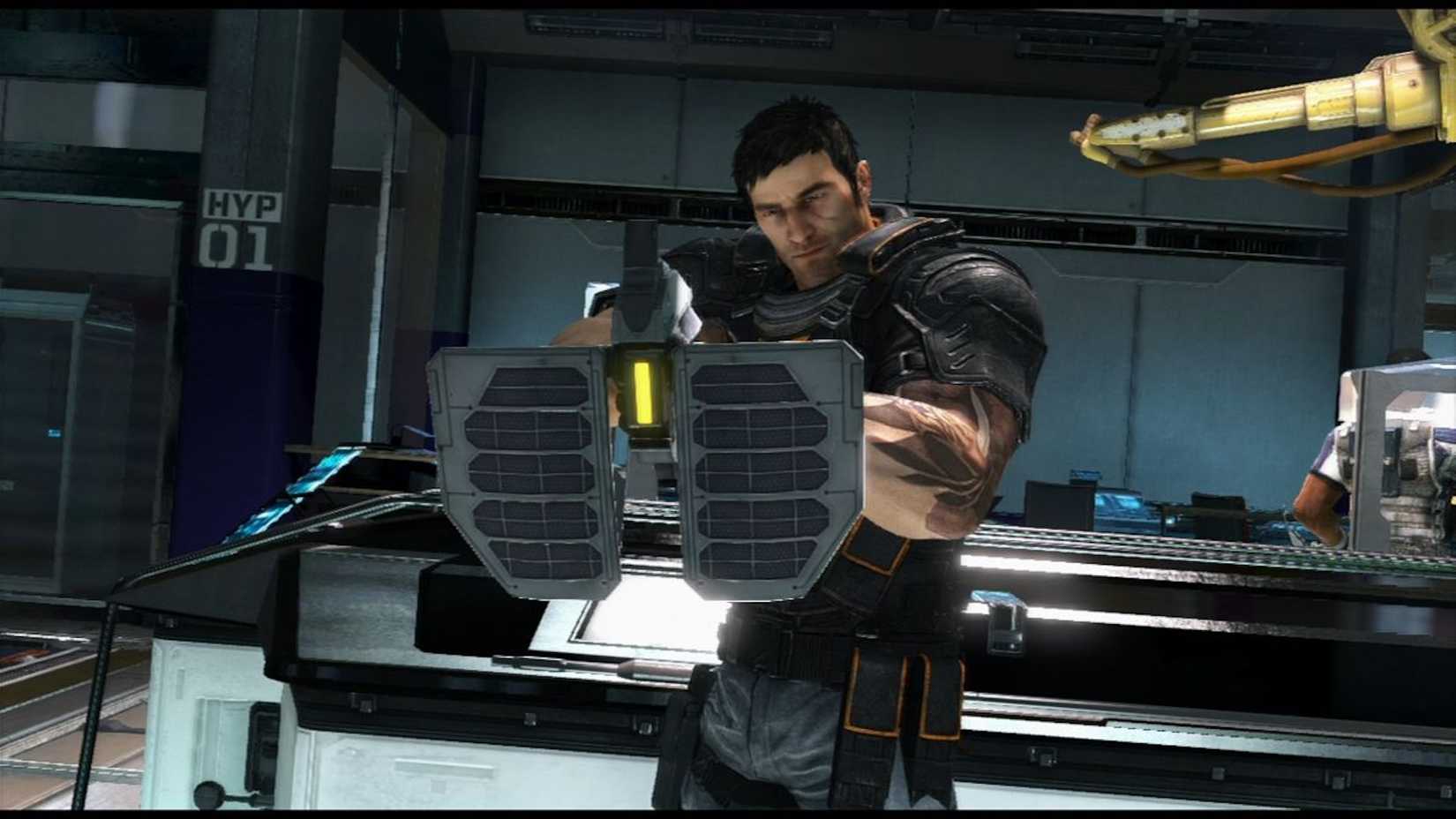 John Fuse holds a minigun in Fuse