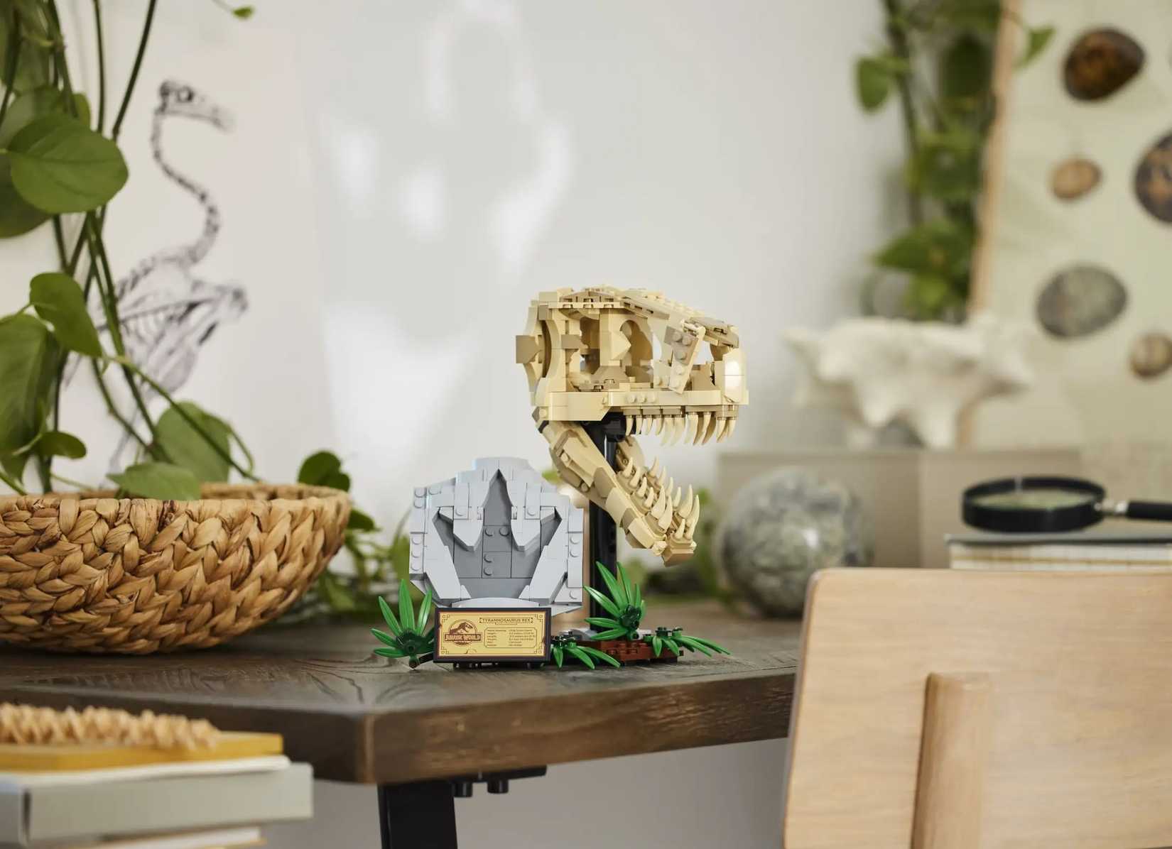 Lego T Rex skull on a table