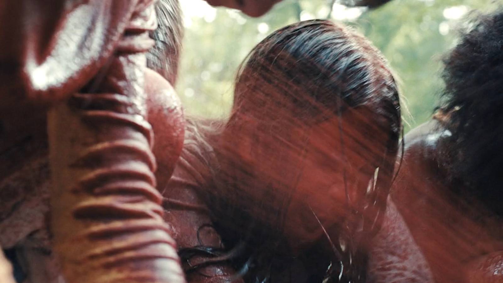 How Weapons’ Goriest Scenes Were Shot: ‘So We’re There with Fire Extinguishers Full of Blood…’ How Weapons’ Goriest Scenes Were Shot: ‘So We’re There with Fire Extinguishers Full of Blood…’