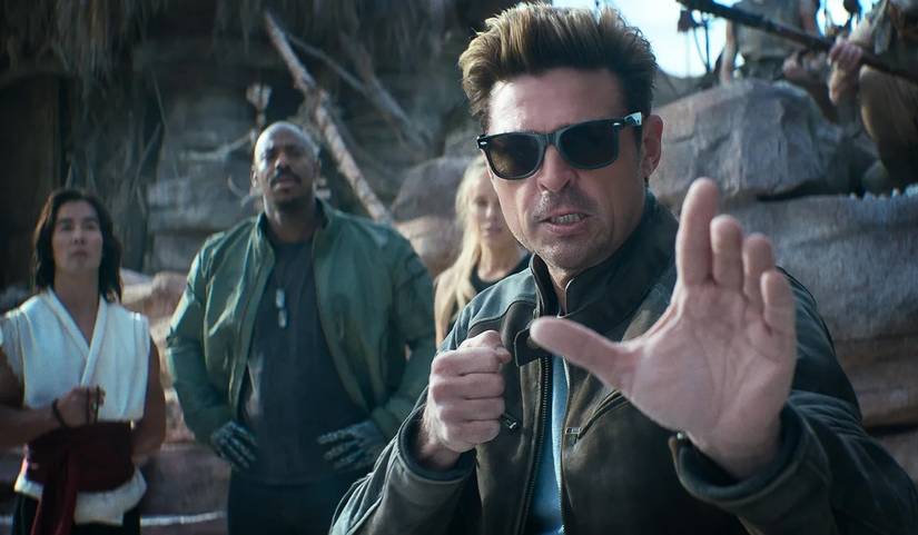 Johnny Cage, Sonya, Jax, and that other guy stand ready to fight in Mortal Kombat 2