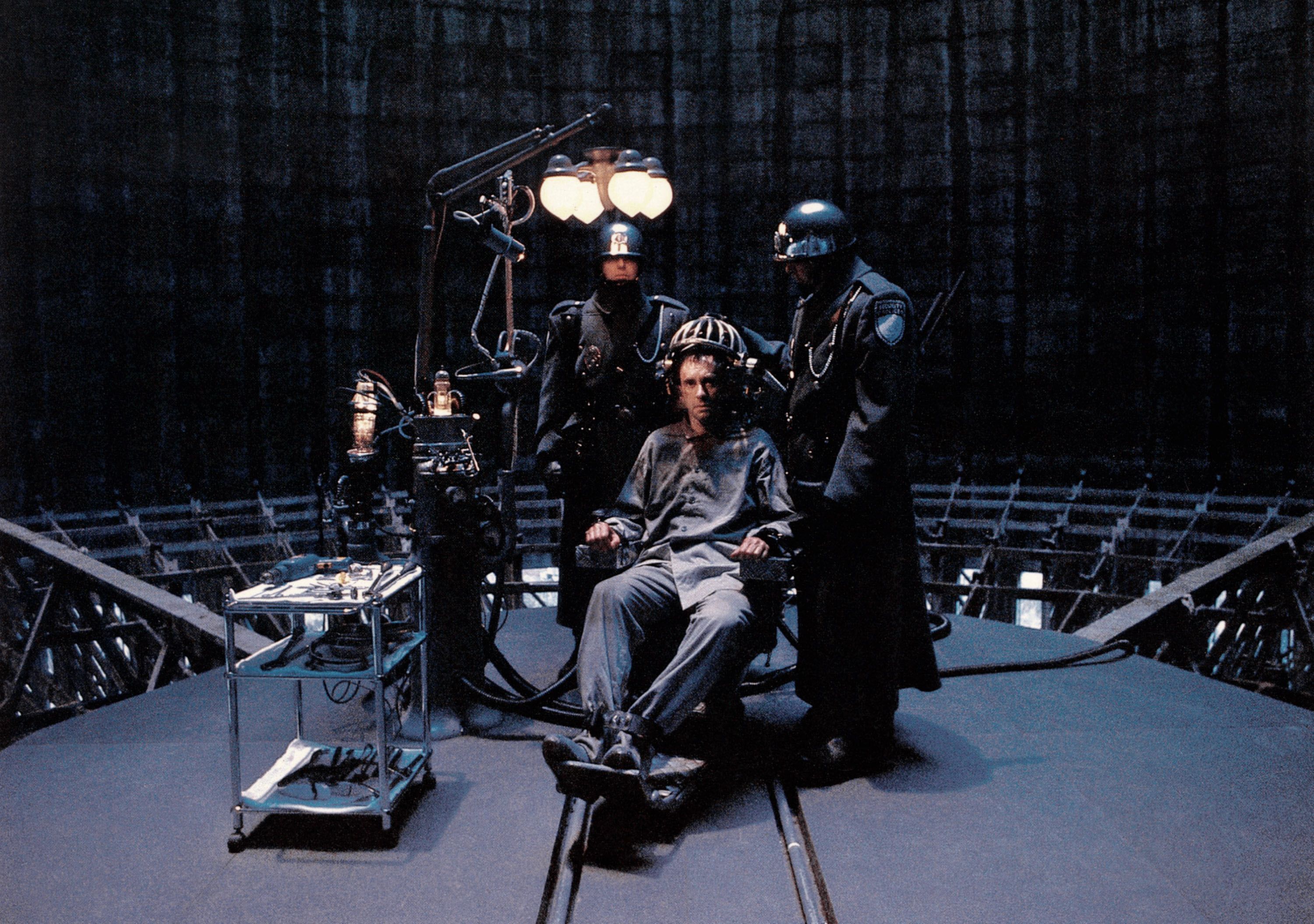 Brazil is the weirdest dystopian Christmas film you need to watch