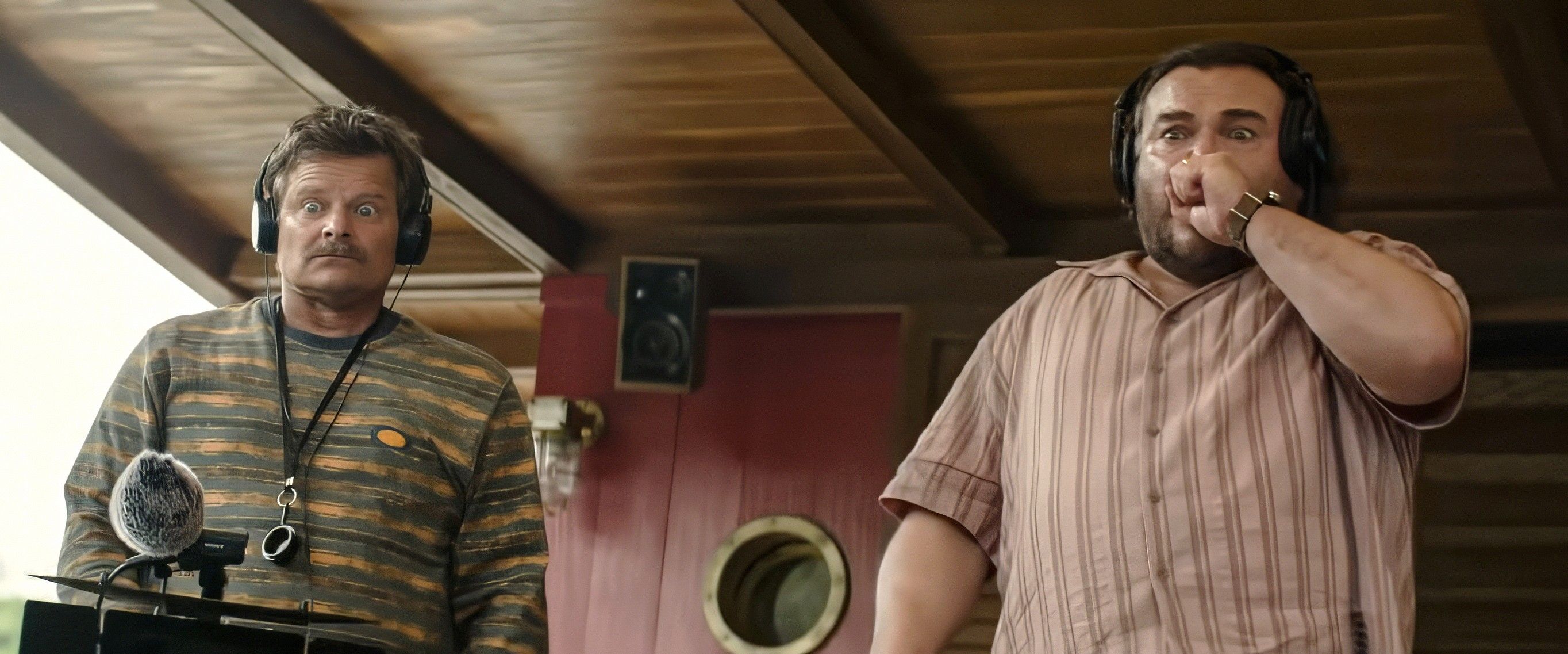 A tense moment in the jungle