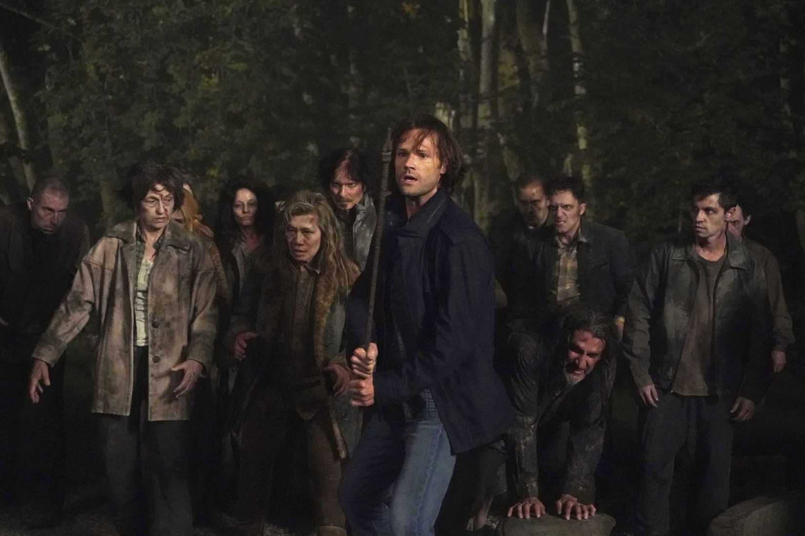 Jared Padalecki  as Sam Winchester fighting zombies on Supernatural