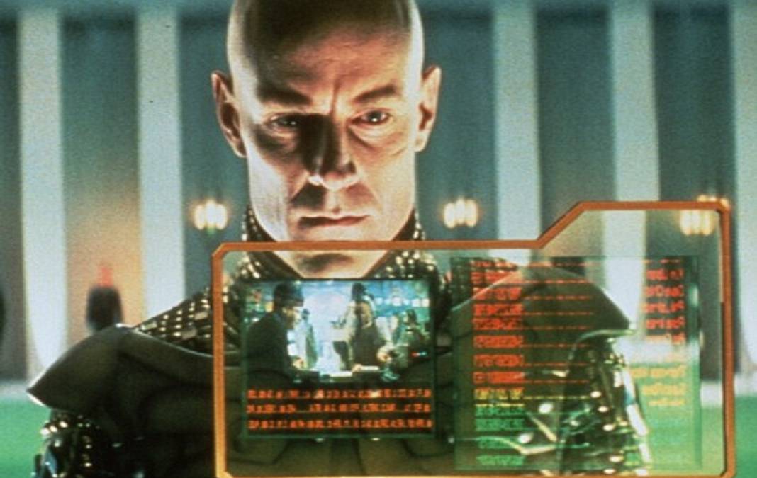 Lawnmower Man 2 is even worse than the original — yet it’s also weirdly prescient