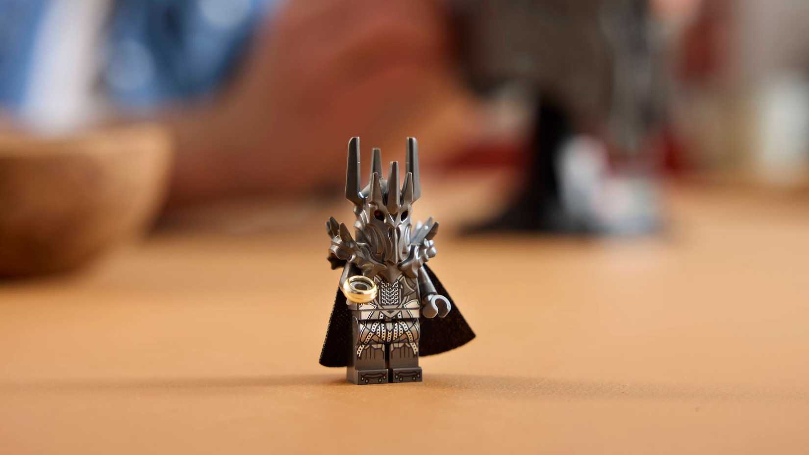 Lego Lord of the Rings Sauron minifig