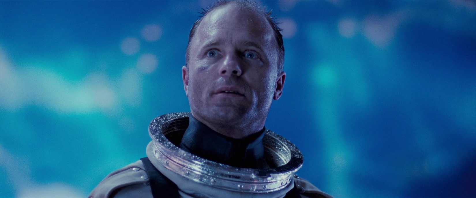 Bud looks taken aback after he takes off his helmet in James Cameron's The Abyss