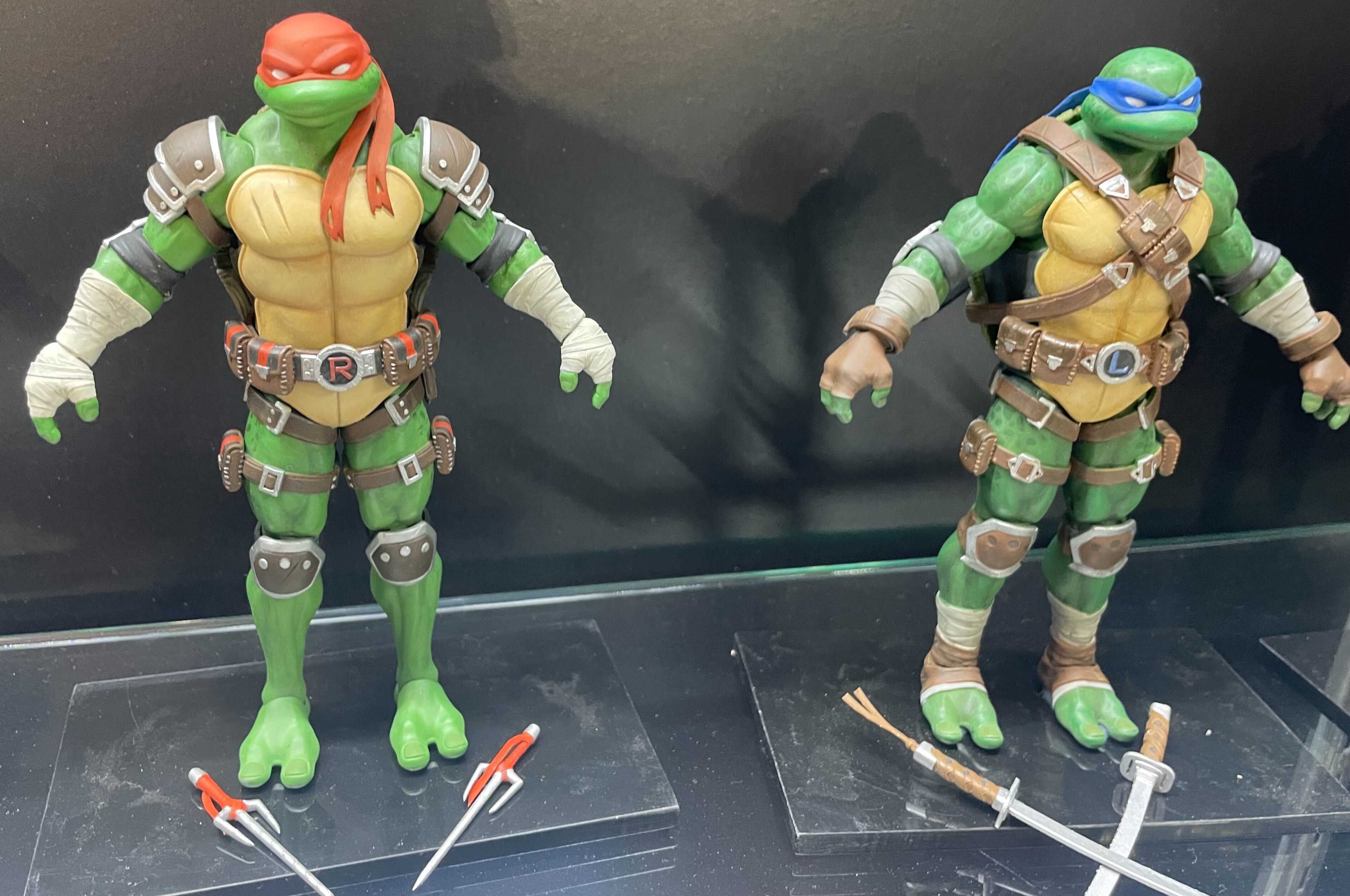 NECA Figures of Raphael and Leonardo from Teenage Mutant Ninja Turtles, as seen in Fortnite