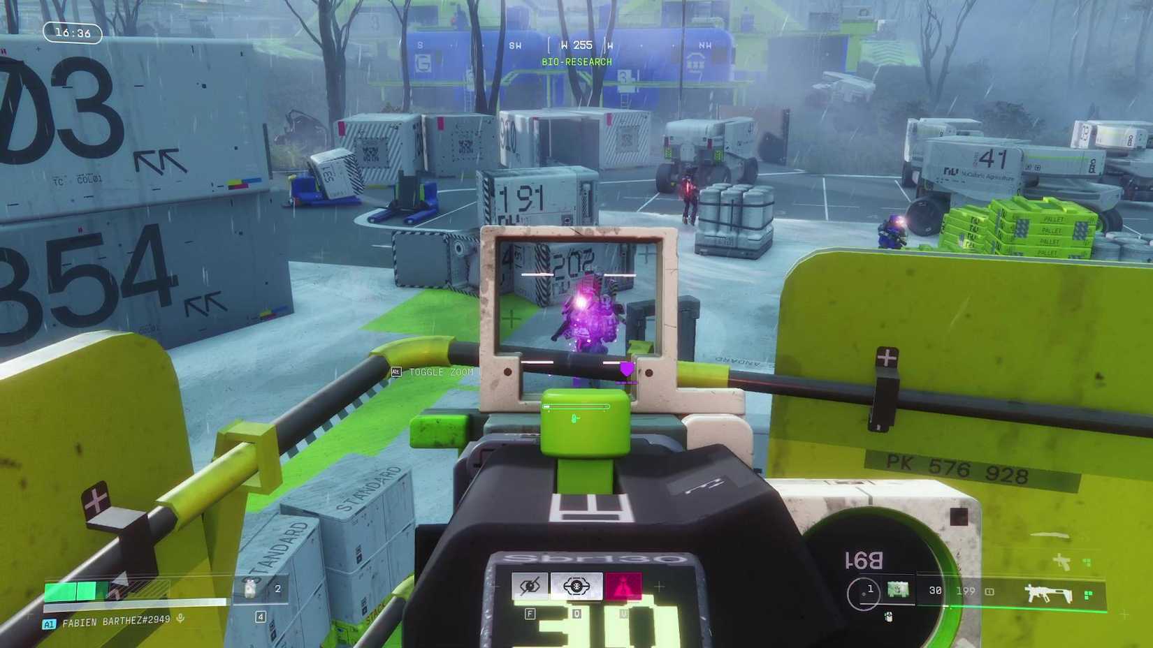 The player in Marathon aiming down the sights of their gun at a UESC Commander.