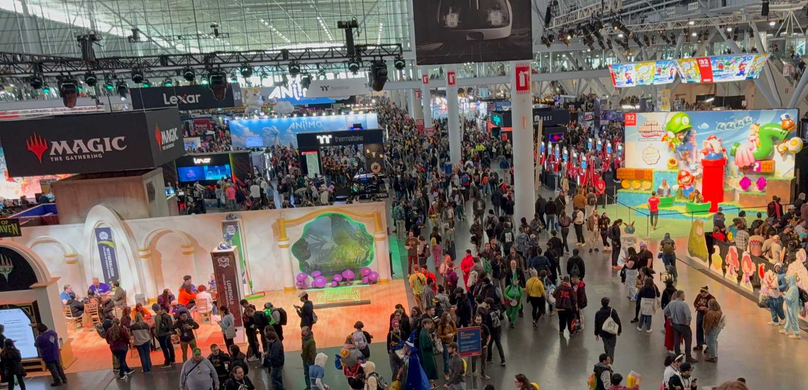 pax east wide