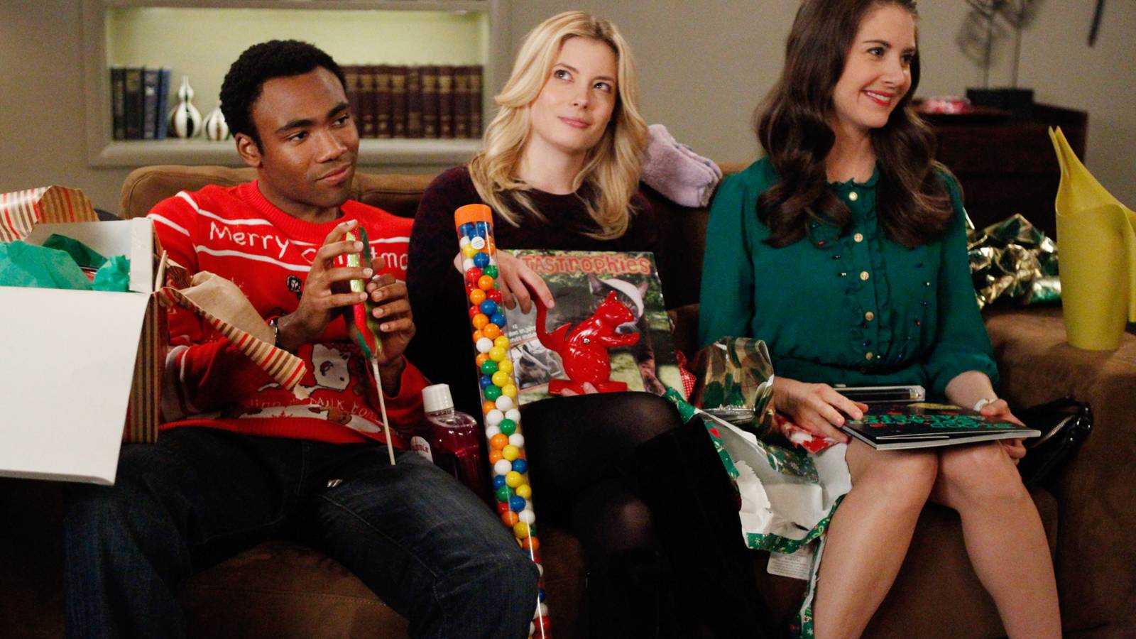 Steven Yeun wants to be in the Community movie Steven Yeun wants to be in the Community movie