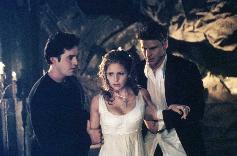Season 4 (1999-2000) - Riley Finn