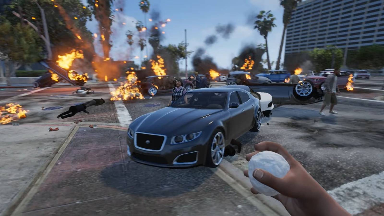 GTA 5 fans keep starting NPC riots in the silliest way possible
