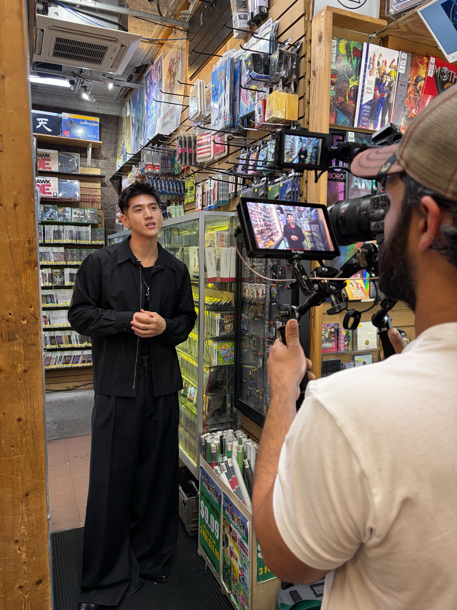 Matthew Kim at videogamesny shooting Shelf Quest