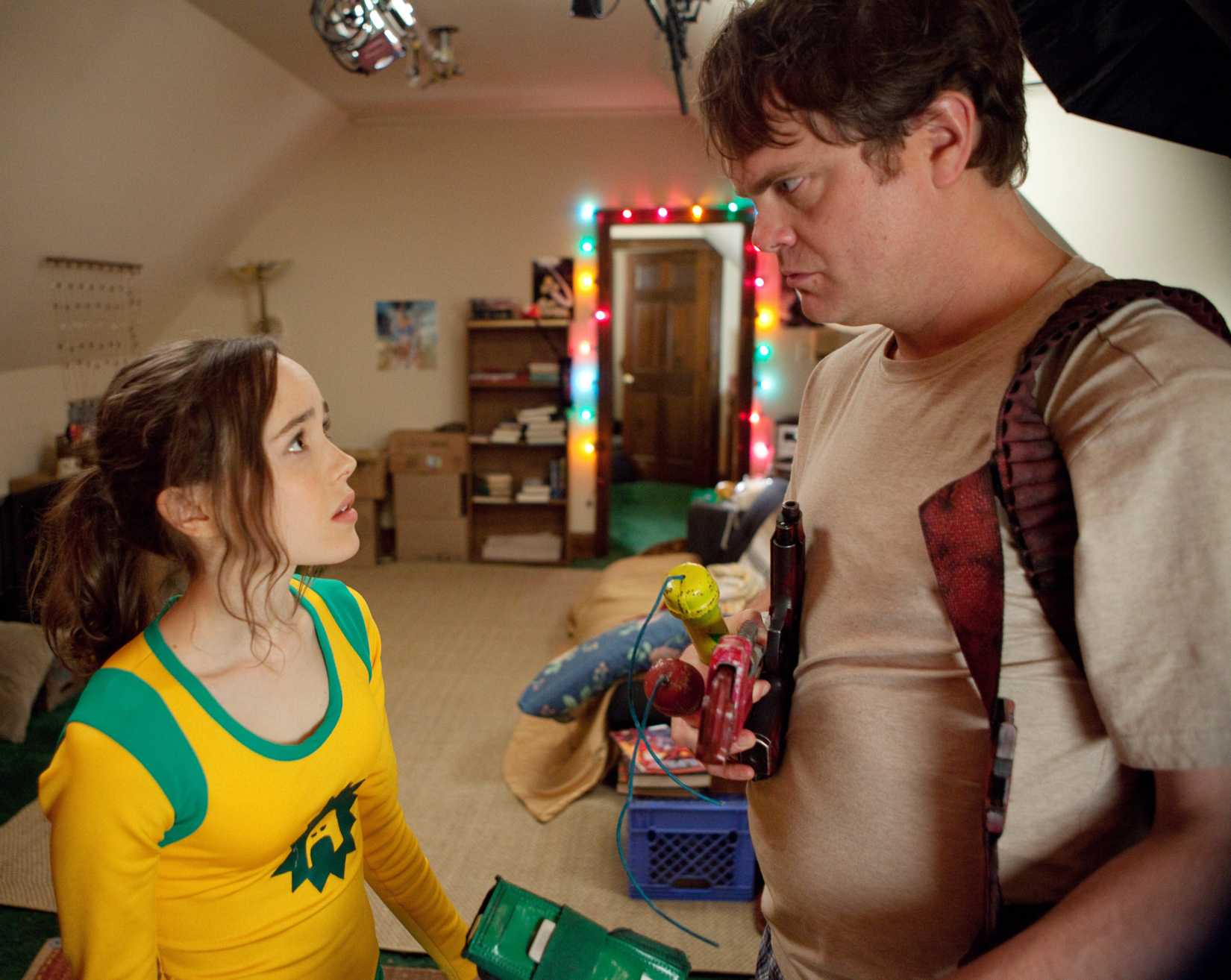 Libby and Frank talk in Super