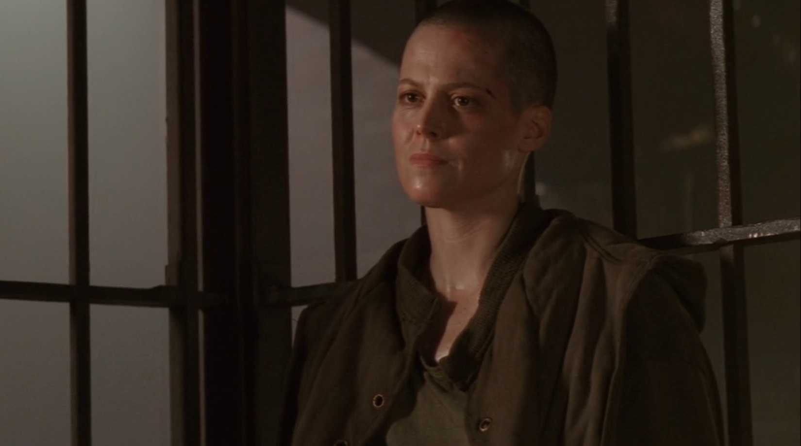 Sigourney Weaver Ripley Aliens 3 in a prison cell