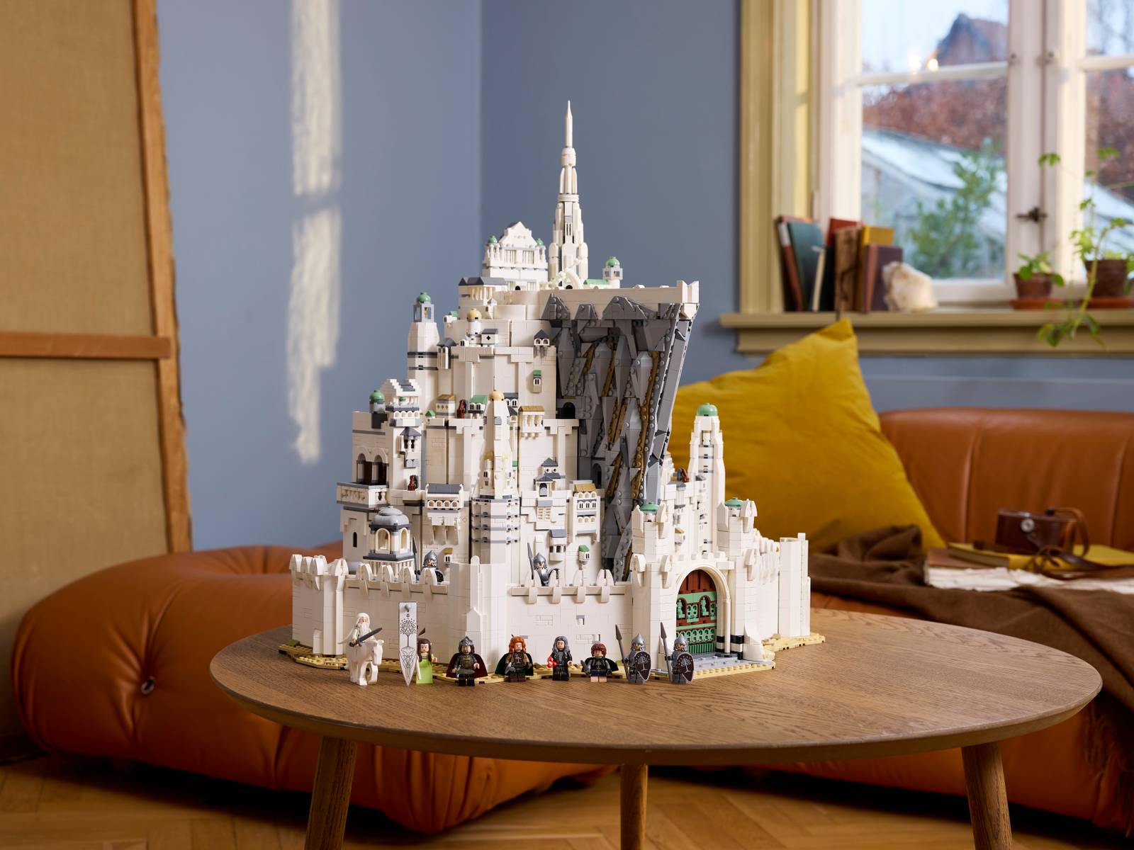 Lego Brings Middle-earth to Life with Massive Minas Tirith Set The Epic Scale of Minas Tirith official image