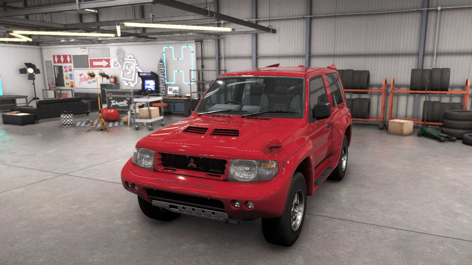 A Forza Horizon 6 screenshot showing the Mitsubishi Montero