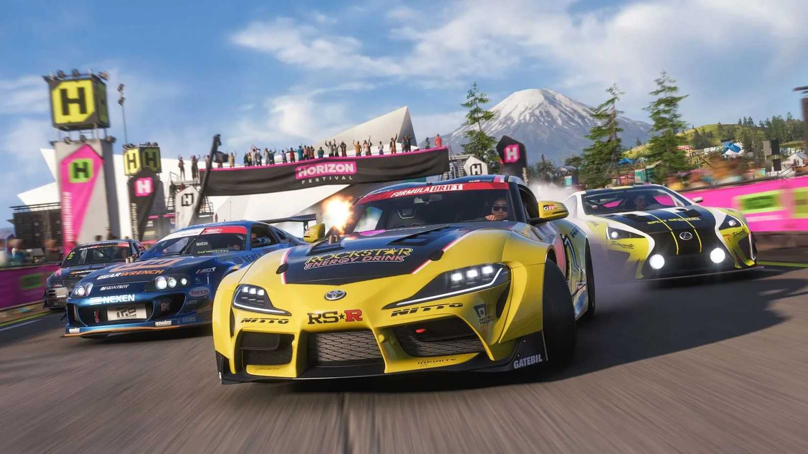 Forza Horizon 6 driver races to victory
