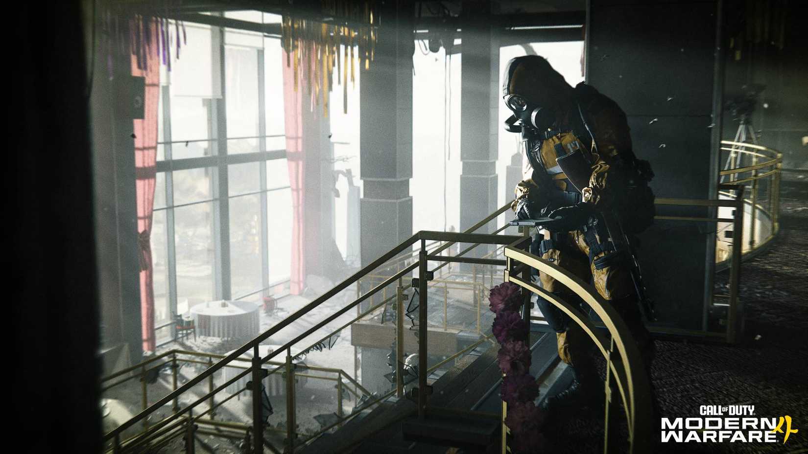 A DMZ soldier in Modern Warfare 4 looking down a staircase.