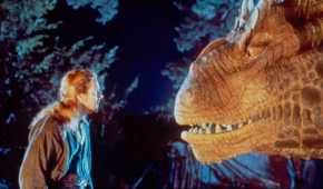 An image showing Dennis Quaid as Bowen speaking to Draco the Dragon.