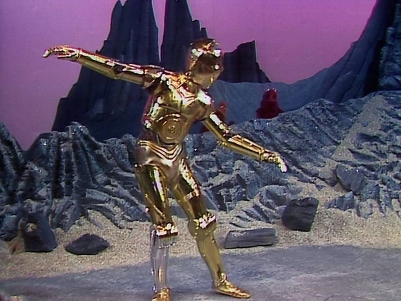 C-3PO dancing on The Muppet Show