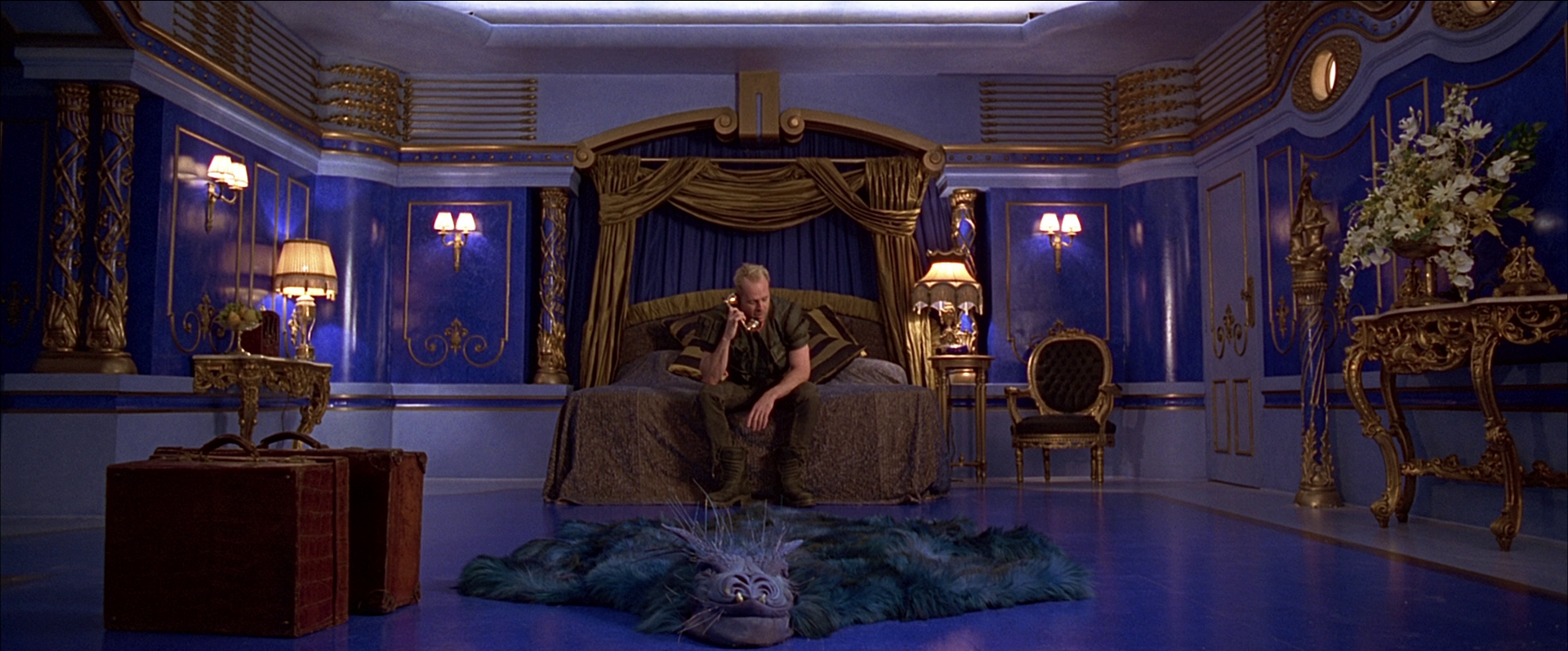fifth element bruce room