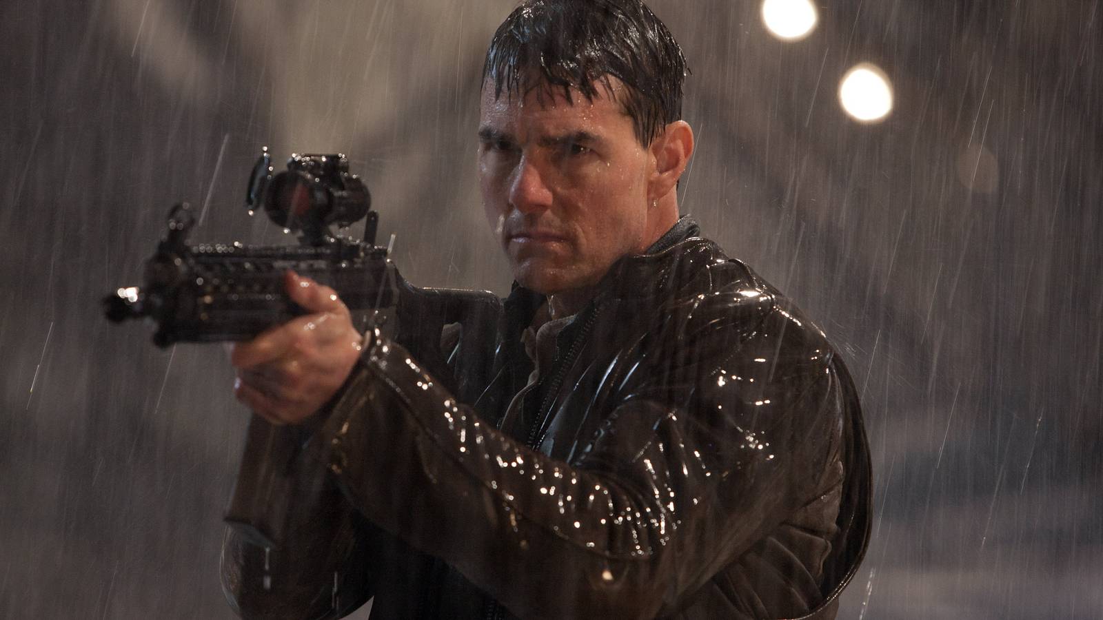 Serial Reacher z Prime Video wiele zawdzięcza filmom z Tomem Cruisem