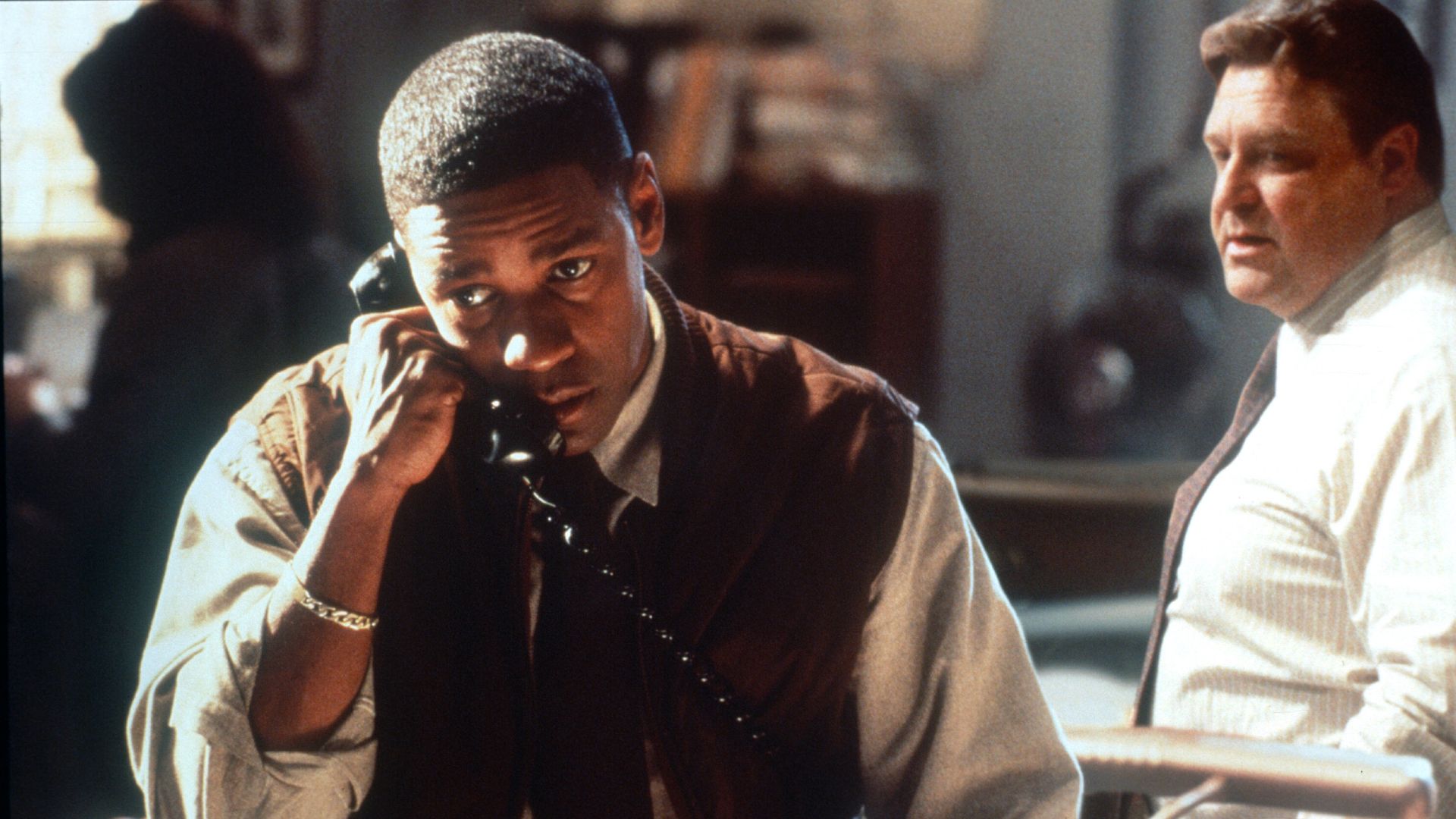 Esqueça o Homem-Aranha: Conheça o Thriller de Denzel Washington que Previu Tudo