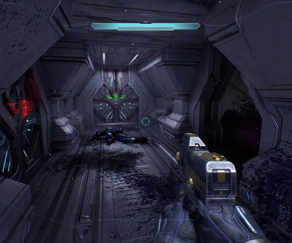 The player in Halo: Campaign Evolved looking at a dead elite.