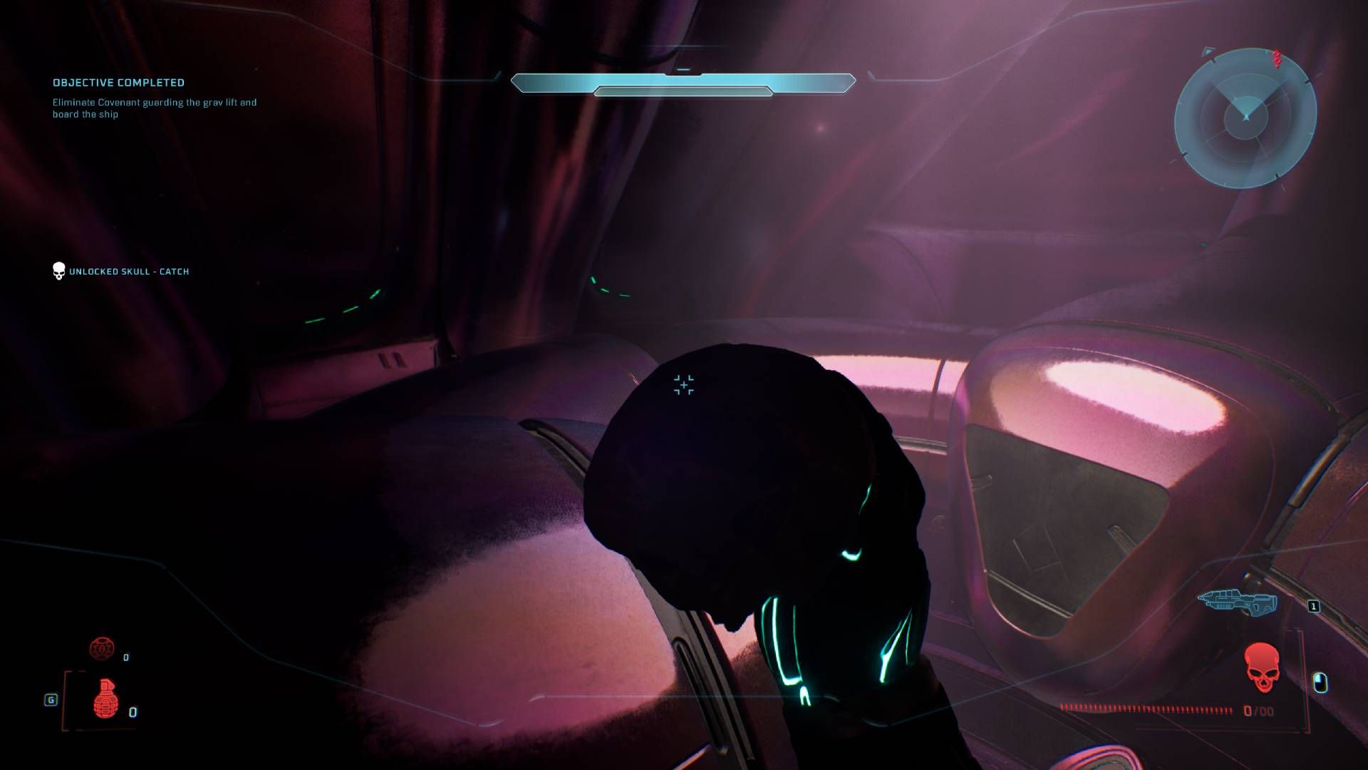The player in Halo: Campaign Evolved holding the Catch skull.