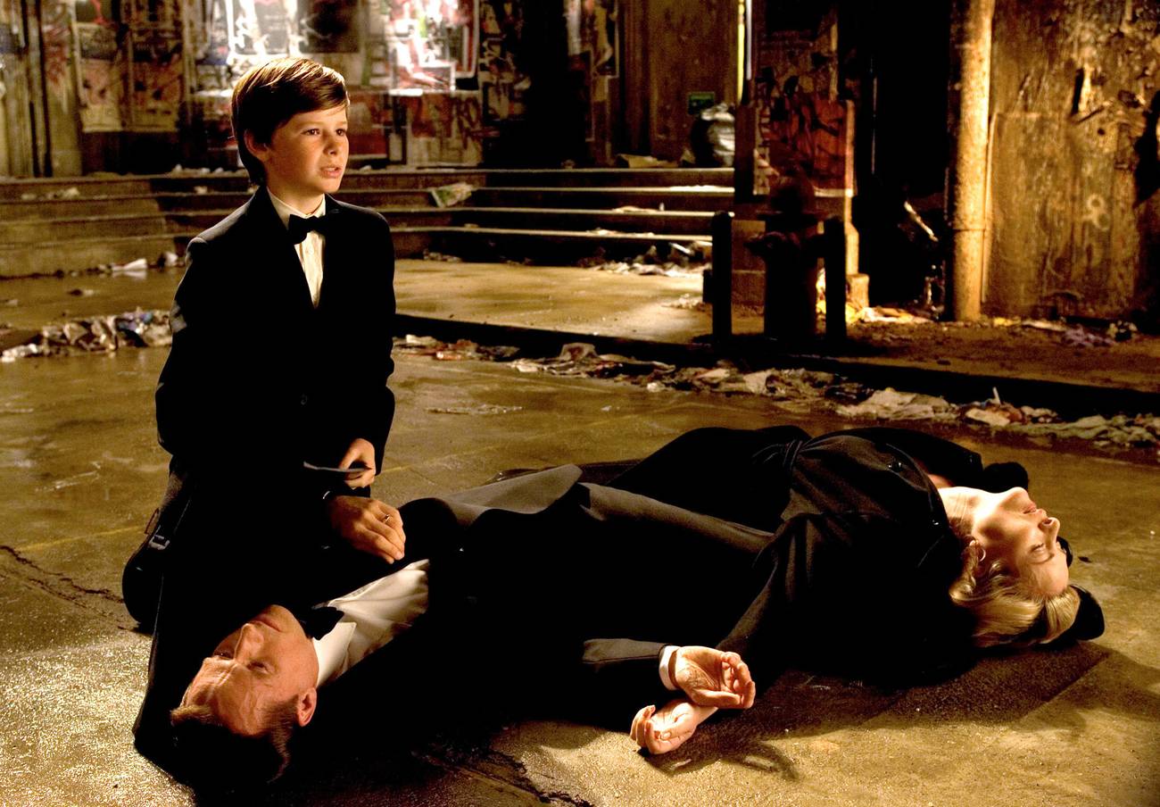 Batman Begins Bruce Wayne Origin