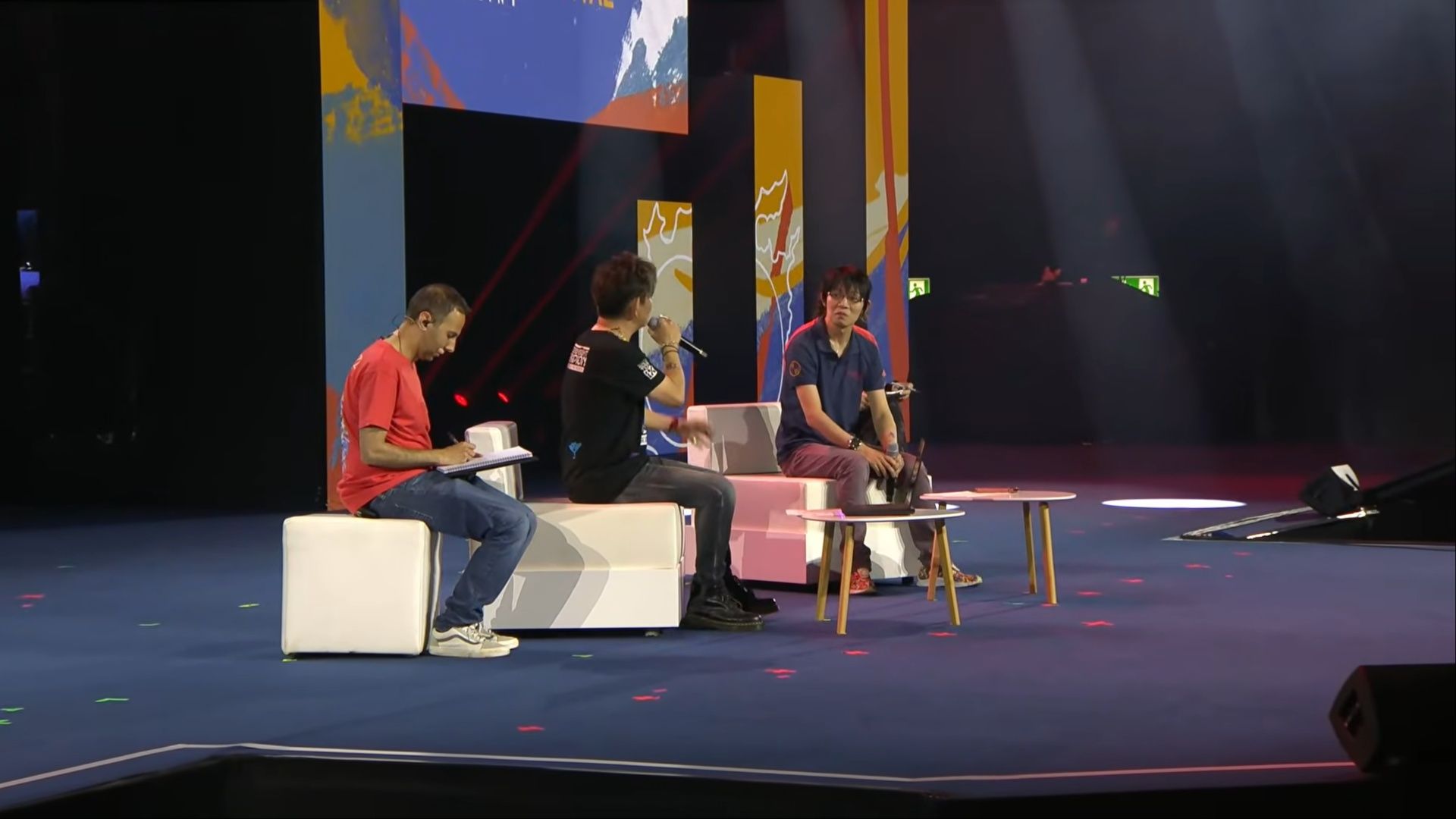 yoshida and hamaguchi chat at naoki's room