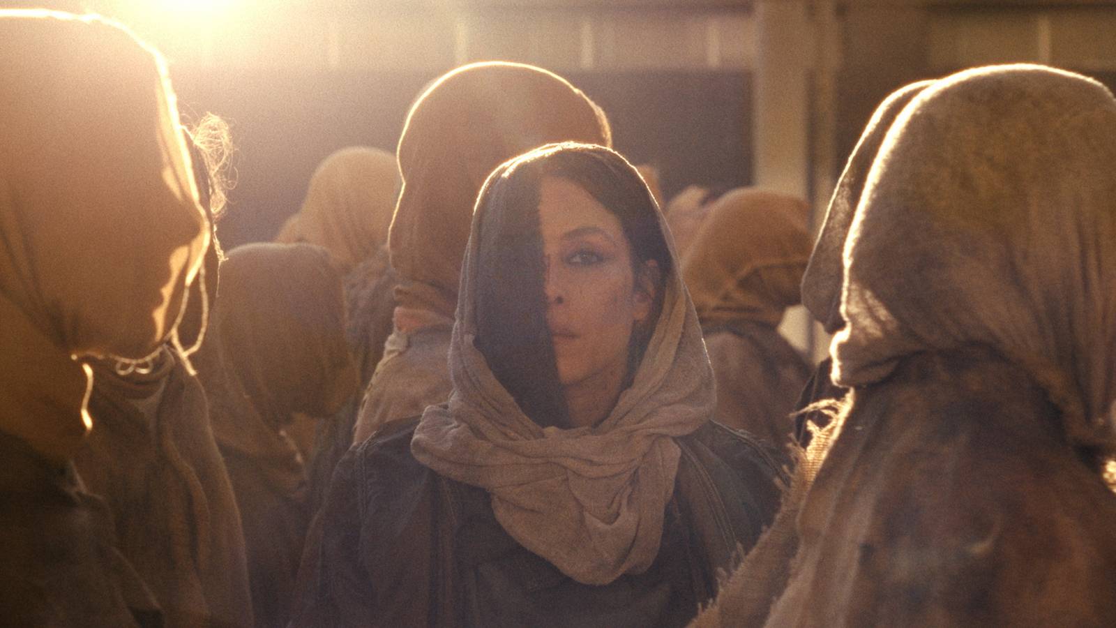 Noomi Rapace 科幻驚悚新作《Hot Spot》：宛如《沙丘》的瘋狂表親