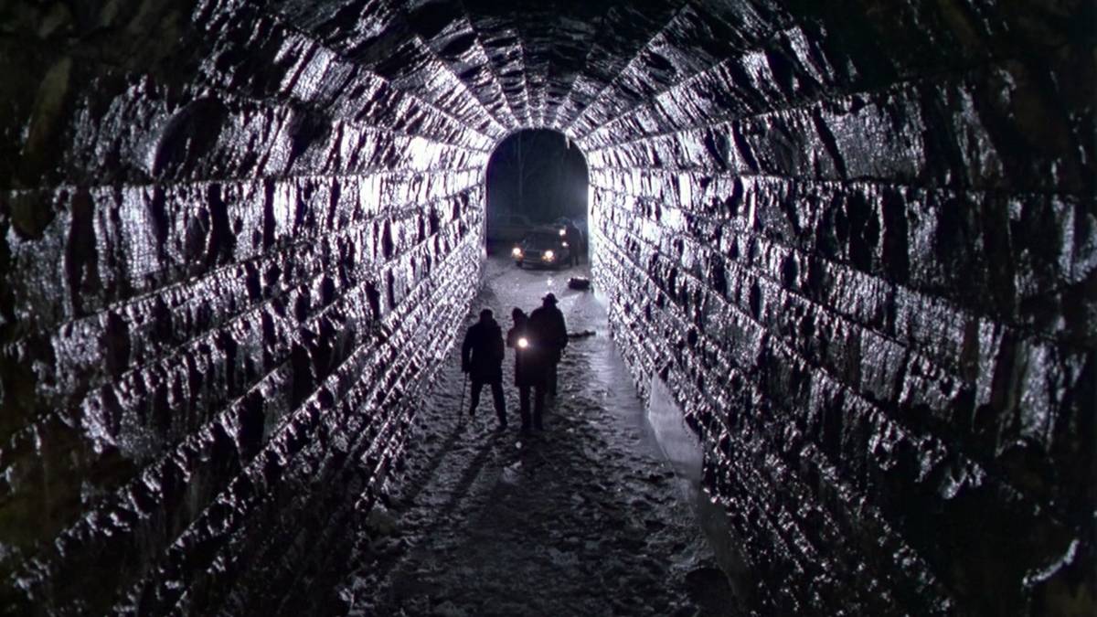 Stephen King’s 103-Minute Sci-Fi Movie Masterpiece Has Officially Returned to Free Streaming Stephen King’s 103-Minute Sci-Fi Movie Masterpiece Has Officially Returned to Free Streaming