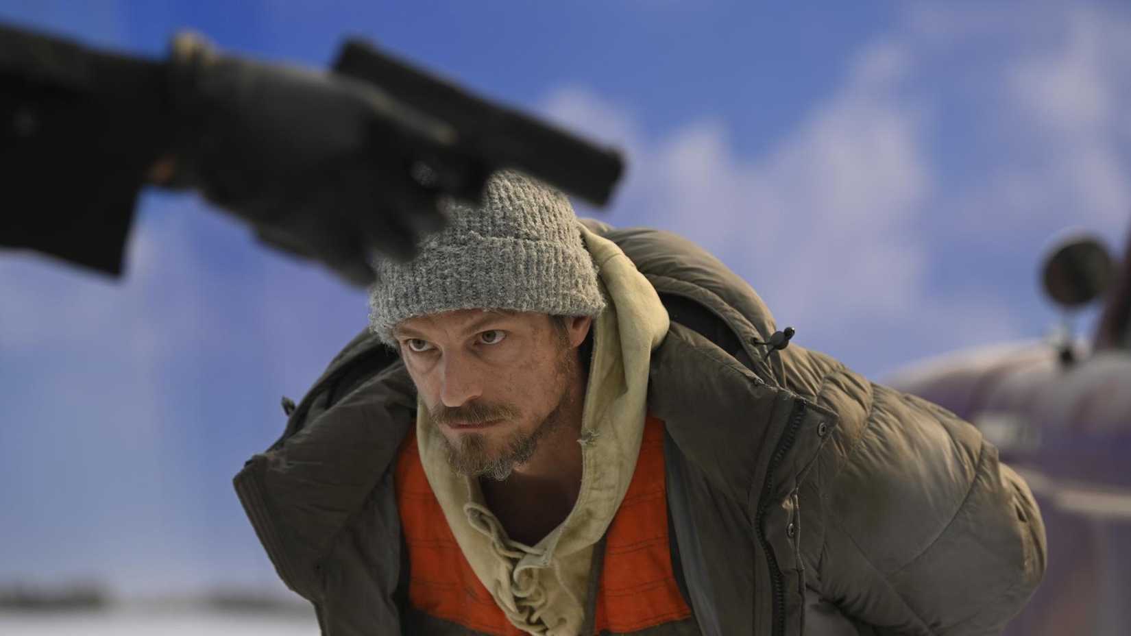 Joel Kinnaman en Icefall.