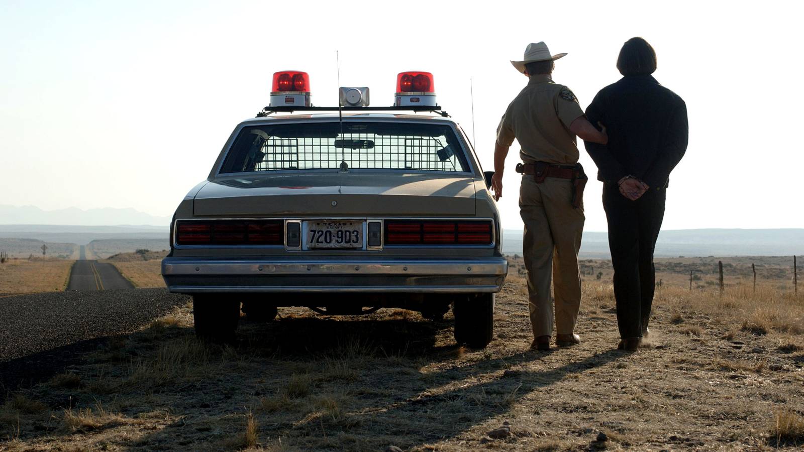 Paramount’s Near-Perfect Western Crime Thriller that Swept the Oscars Is Officially Free to Watch Paramount’s Near-Perfect Western Crime Thriller that Swept the Oscars Is Officially Free to Watch