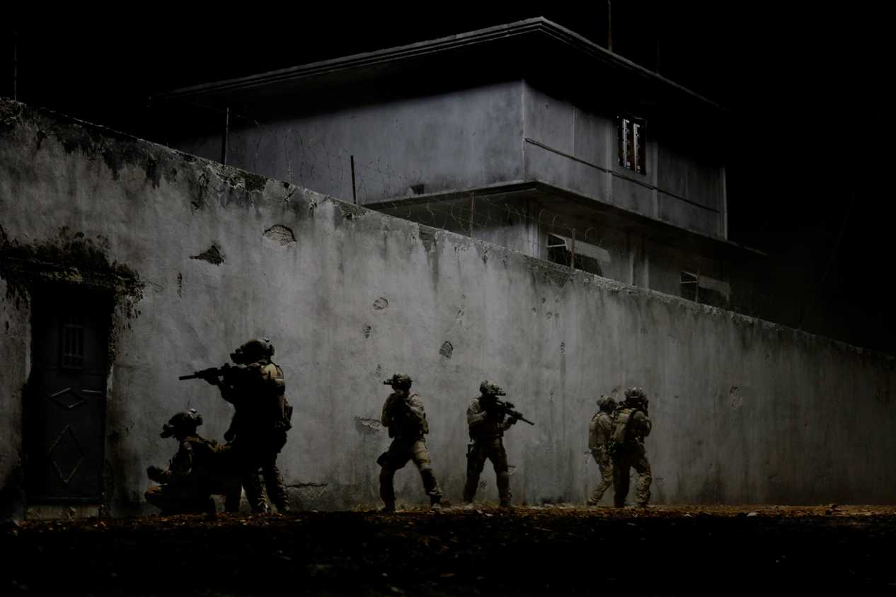 zero dark thirty dark raid scene